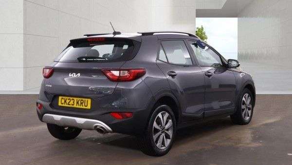 2023 KIA STONIC 2023 KIA STONIC