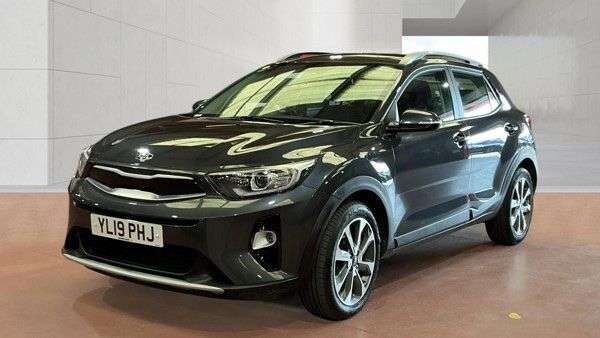 A 2019 KIA STONIC 1.4 2 SUV 5dr Petrol Manual Euro 6 (s/s) (98 bhp) A 2019 KIA STONIC 1.4 2 SUV 5dr Petrol Manual Euro 6 (s/s) (98 bhp)