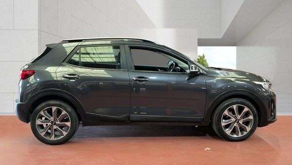 A 2019 KIA STONIC 1.4 2 SUV 5dr Petrol Manual Euro 6 (s/s) (98 bhp) A 2019 KIA STONIC 1.4 2 SUV 5dr Petrol Manual Euro 6 (s/s) (98 bhp)