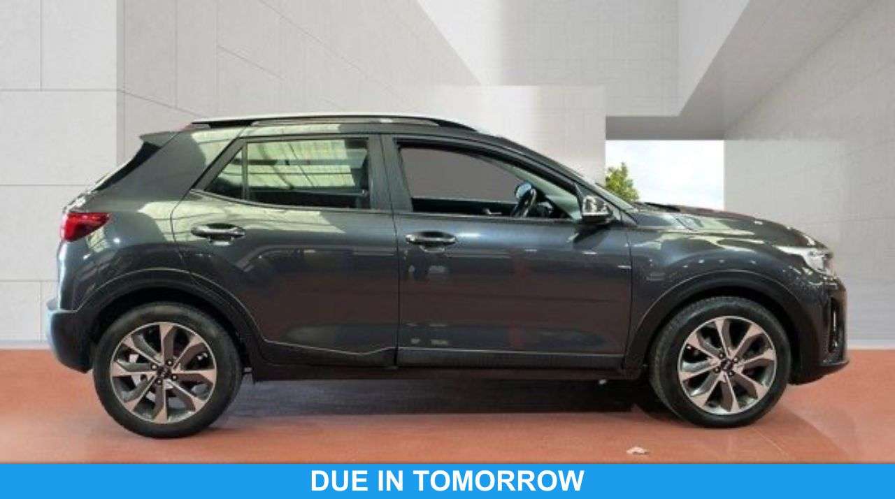 A 2019 KIA STONIC 1.4 2 SUV 5dr Petrol Manual Euro 6 (s/s) (98 bhp) A 2019 KIA STONIC 1.4 2 SUV 5dr Petrol Manual Euro 6 (s/s) (98 bhp)