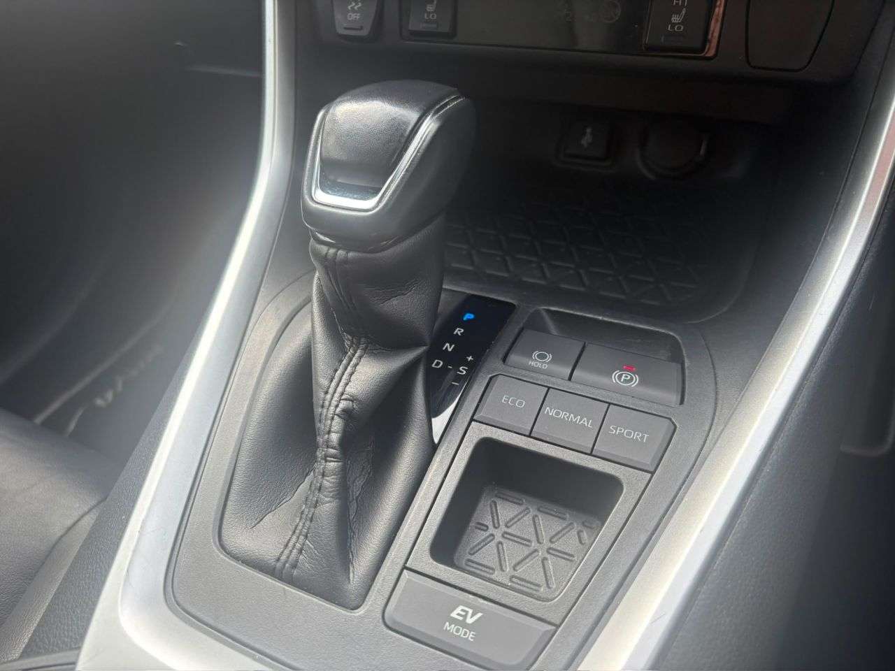 2020 TOYOTA RAV4 2020 TOYOTA RAV4
