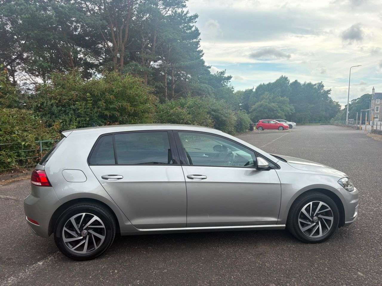 2019 VOLKSWAGEN GOLF 2019 VOLKSWAGEN GOLF