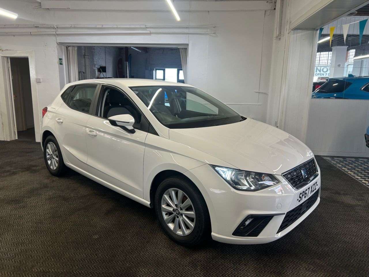 A 2017 SEAT IBIZA 1.0 MPI SE Hatchback 5dr Petrol Manual Euro 6 (s/s) (75 ps) A 2017 SEAT IBIZA 1.0 MPI SE Hatchback 5dr Petrol Manual Euro 6 (s/s) (75 ps)