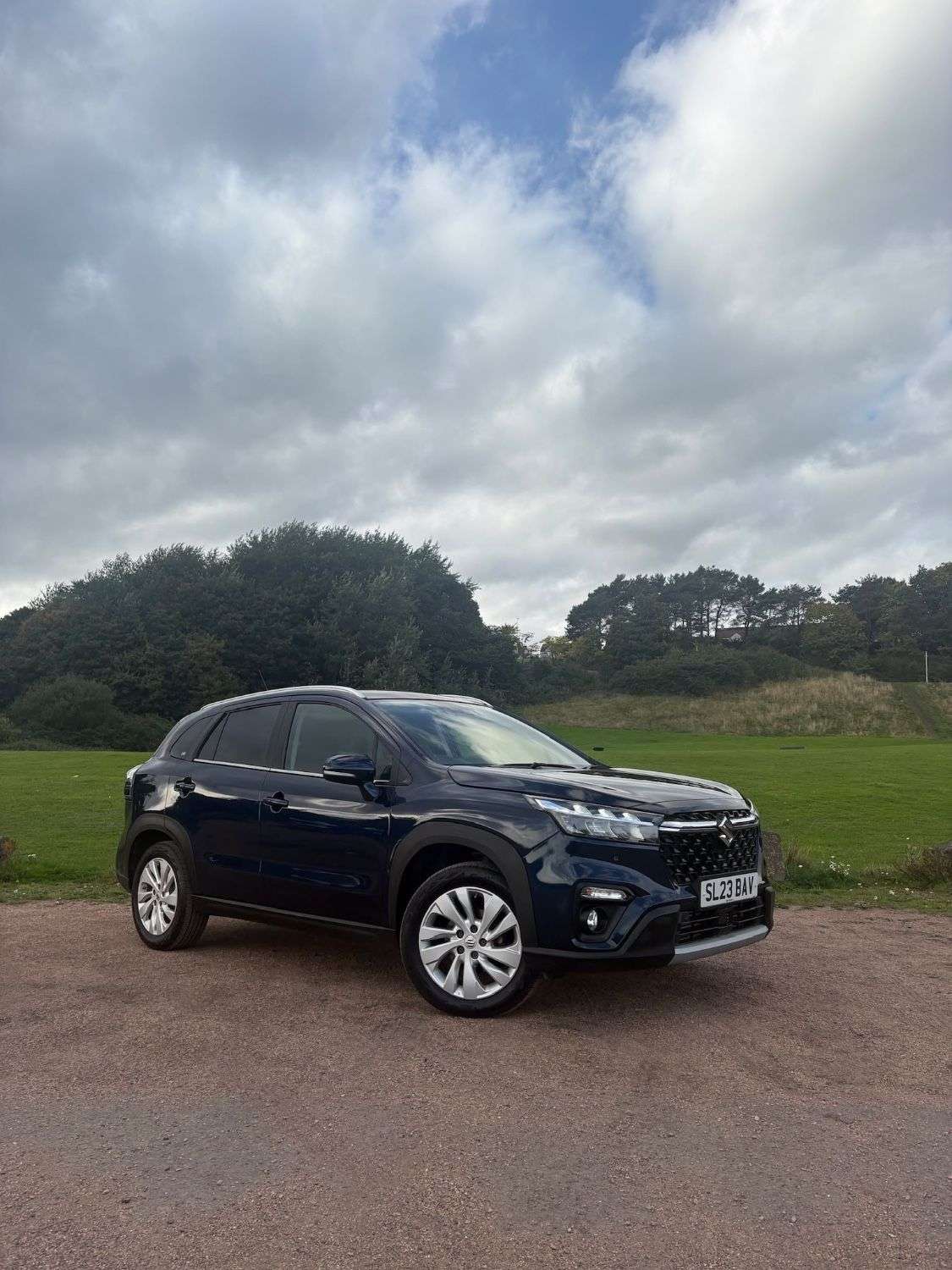 A 2023 SUZUKI S-CROSS 1.4 Boosterjet MHEV Motion SUV 5dr Petrol Hybrid Manual Euro 6 (s/s) (129 p A 2023 SUZUKI S-CROSS 1.4 Boosterjet MHEV Motion SUV 5dr Petrol Hybrid Manual Euro 6 (s/s) (129 p