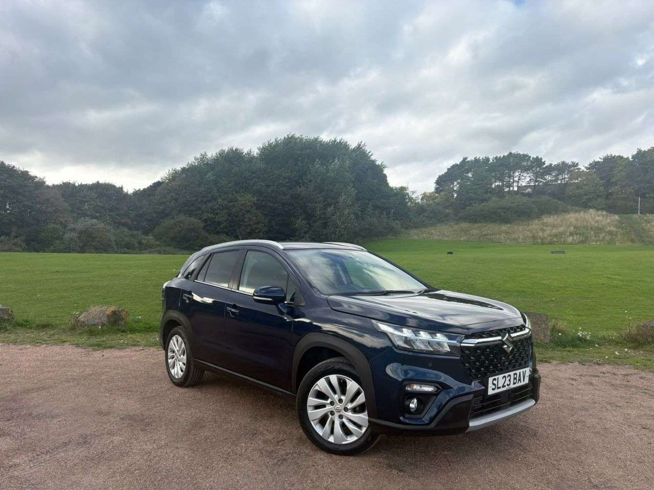 A 2023 SUZUKI S-CROSS 1.4 Boosterjet MHEV Motion SUV 5dr Petrol Hybrid Manual Euro 6 (s/s) (129 p A 2023 SUZUKI S-CROSS 1.4 Boosterjet MHEV Motion SUV 5dr Petrol Hybrid Manual Euro 6 (s/s) (129 p