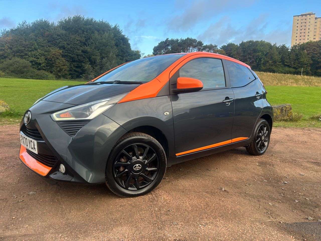 A 2020 TOYOTA AYGO 1.0 VVT-i JBL Edition Hatchback 5dr Petrol Manual Euro 6 (71 ps) A 2020 TOYOTA AYGO 1.0 VVT-i JBL Edition Hatchback 5dr Petrol Manual Euro 6 (71 ps)