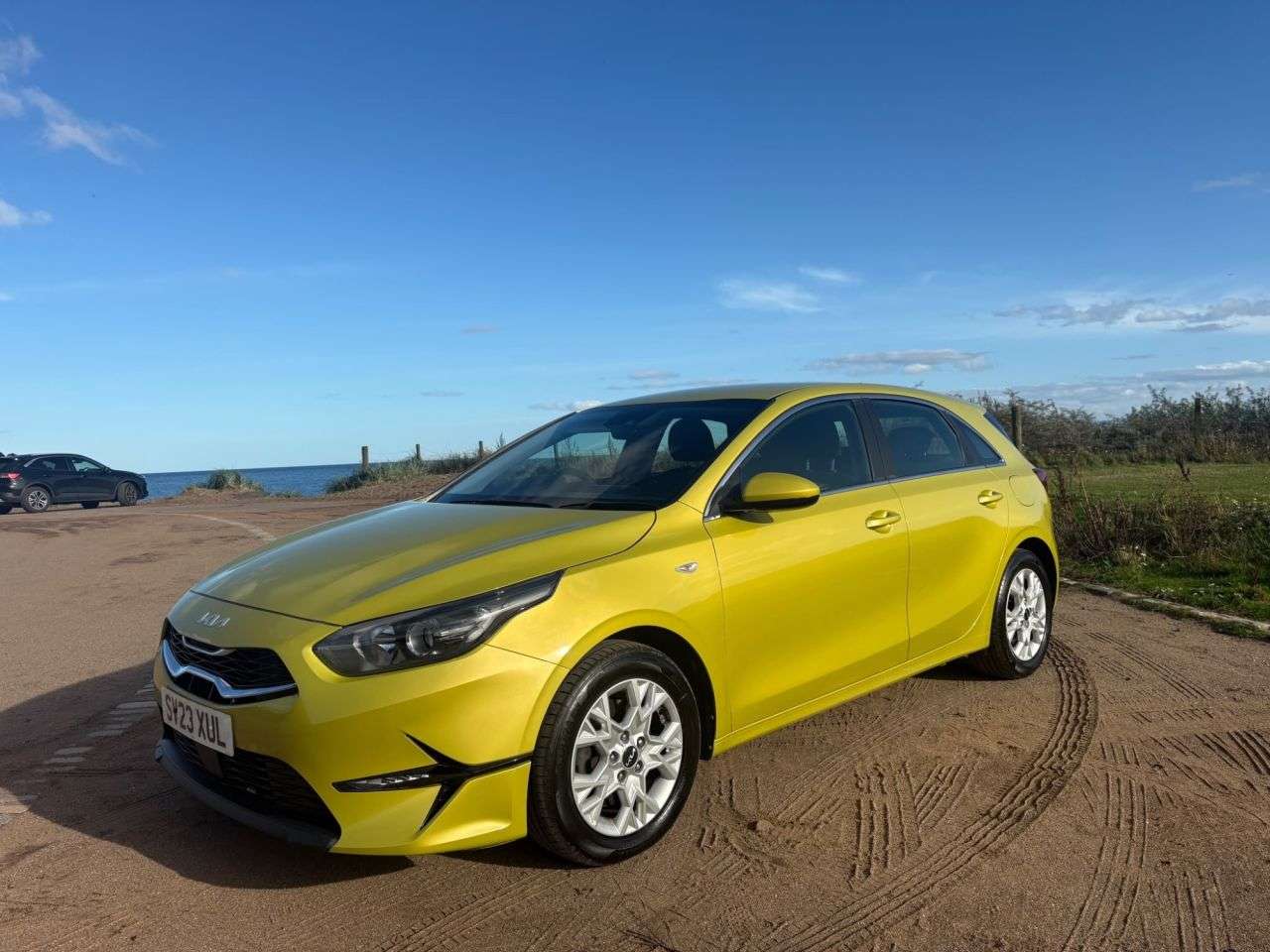 A 2023 KIA CEED 1.5 T-GDi 2 Hatchback 5dr Petrol Manual Euro 6 (s/s) Non-ADAP (158 bhp) A 2023 KIA CEED 1.5 T-GDi 2 Hatchback 5dr Petrol Manual Euro 6 (s/s) Non-ADAP (158 bhp)