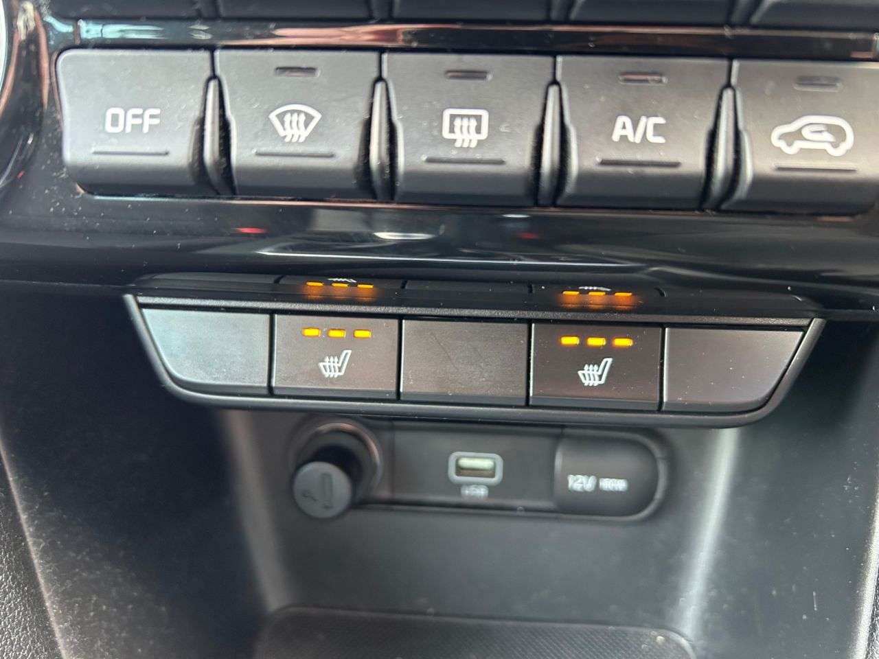 2019 KIA SPORTAGE 2019 KIA SPORTAGE