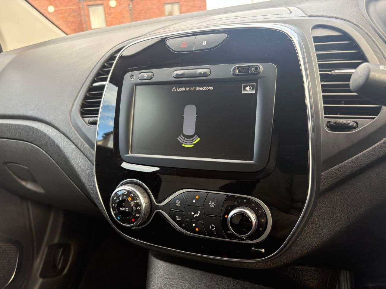 2019 RENAULT CAPTUR 2019 RENAULT CAPTUR