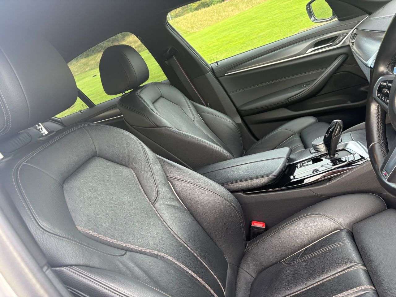 2021 BMW 5 SERIES 2021 BMW 5 SERIES