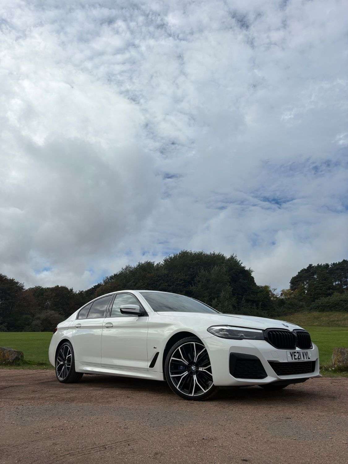 A 2021 BMW 5 SERIES 2.0 530e 12kWh M Sport Saloon 4dr Petrol Plug-in Hybrid Steptronic Euro 6 ( A 2021 BMW 5 SERIES 2.0 530e 12kWh M Sport Saloon 4dr Petrol Plug-in Hybrid Steptronic Euro 6 (