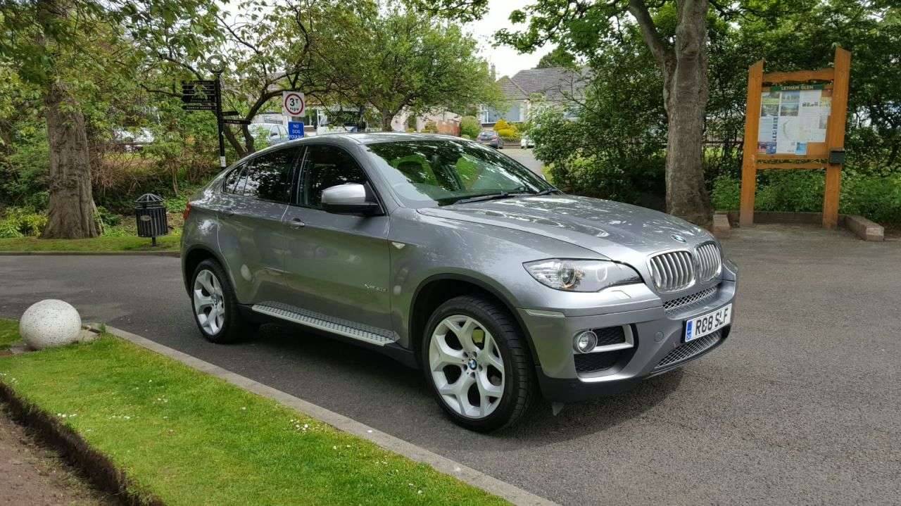 A 2013 BMW X6 3.0 40d SUV 5dr Diesel Auto xDrive Euro 5 (306 ps) A 2013 BMW X6 3.0 40d SUV 5dr Diesel Auto xDrive Euro 5 (306 ps)