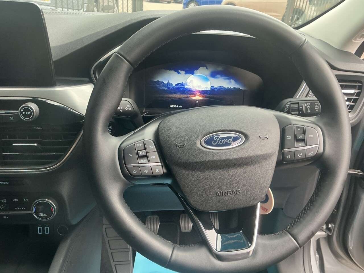 2022 FORD KUGA 2022 FORD KUGA