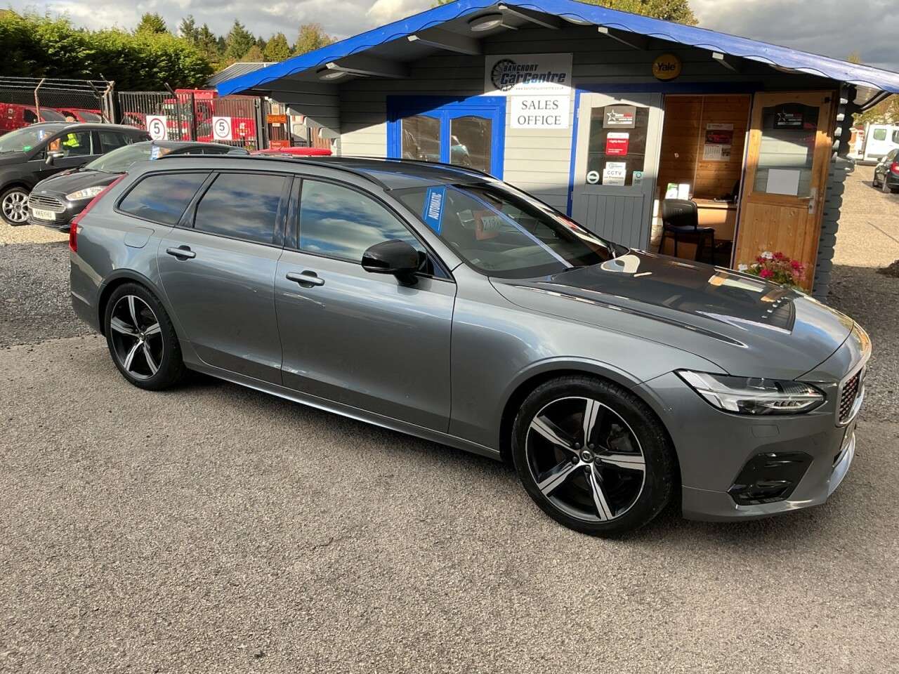 2019 VOLVO V90 2019 VOLVO V90