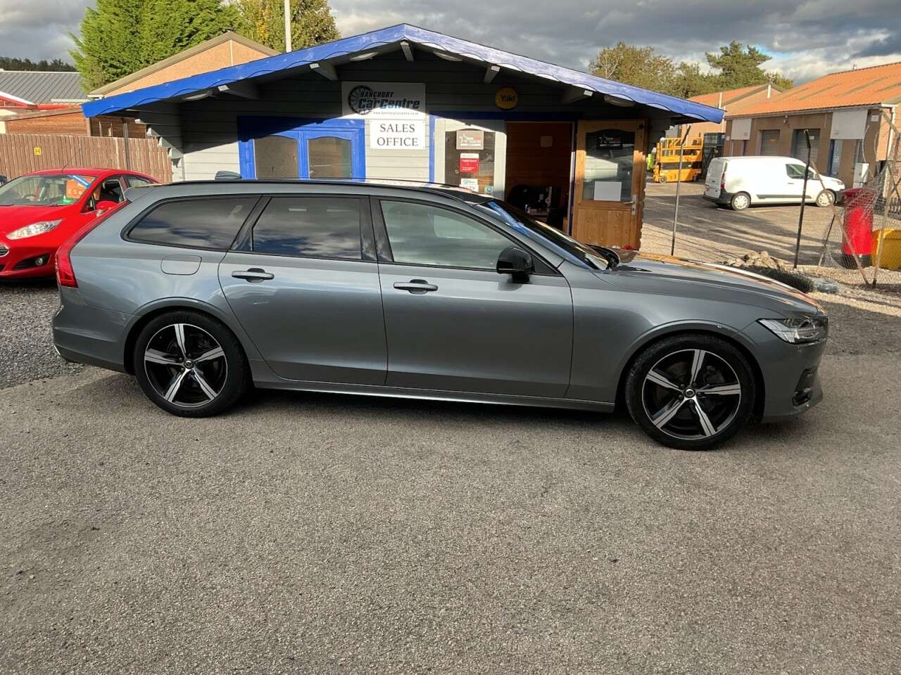 2019 VOLVO V90 2019 VOLVO V90