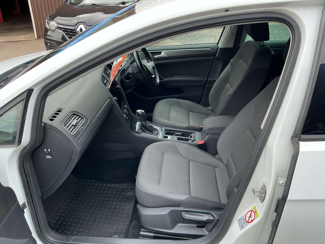 2020 VOLKSWAGEN GOLF 2020 VOLKSWAGEN GOLF