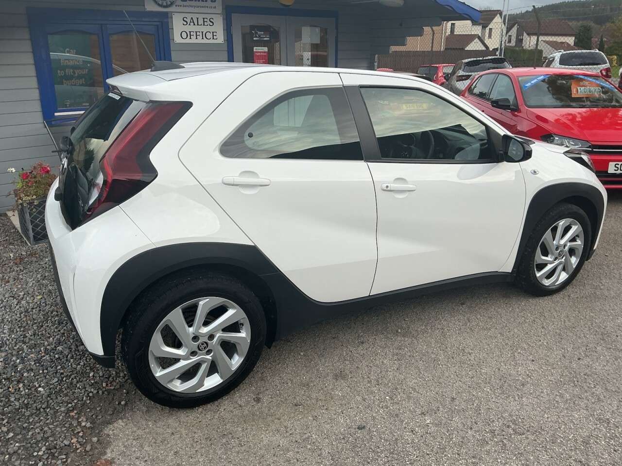 2023 TOYOTA AYGO X 2023 TOYOTA AYGO X