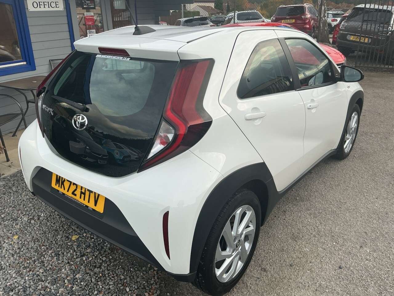 2023 TOYOTA AYGO X 2023 TOYOTA AYGO X