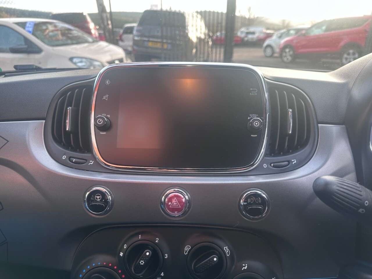 2017 FIAT 500 2017 FIAT 500