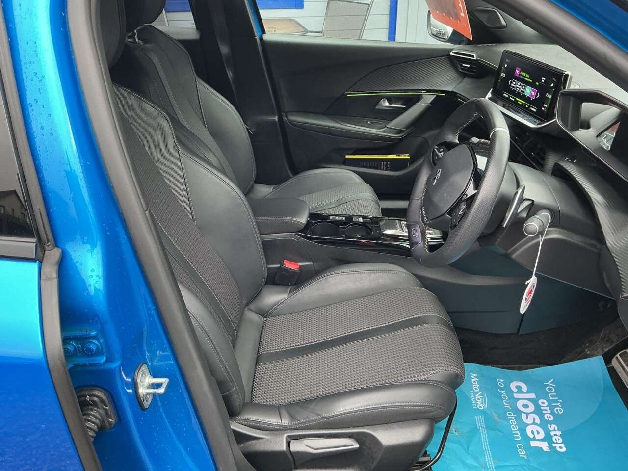 2023 PEUGEOT 2008 2023 PEUGEOT 2008