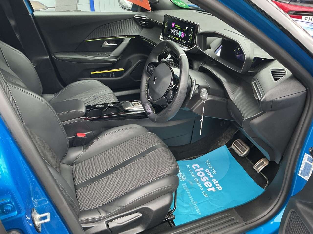 2023 PEUGEOT 2008 2023 PEUGEOT 2008