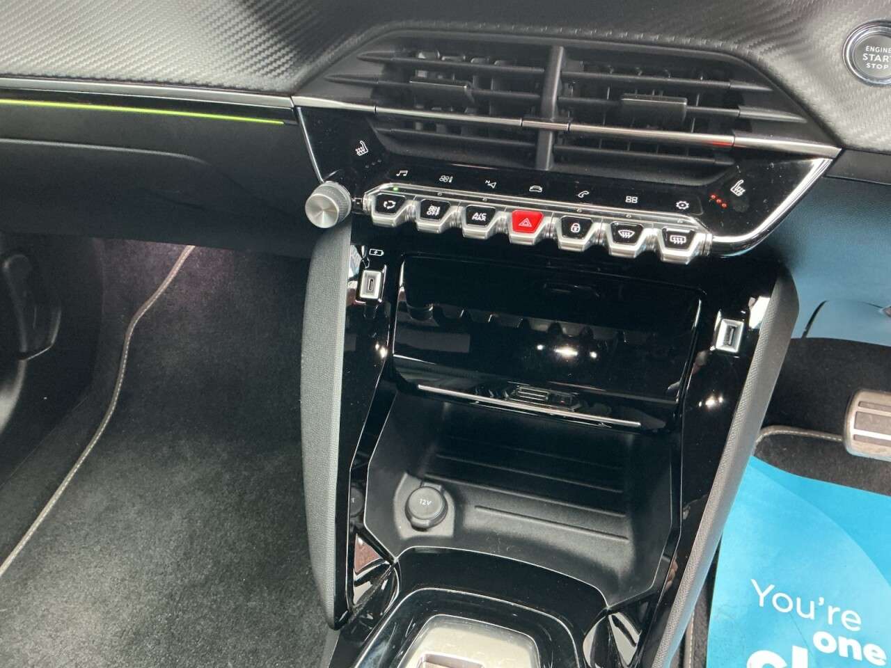 2023 PEUGEOT 2008 2023 PEUGEOT 2008