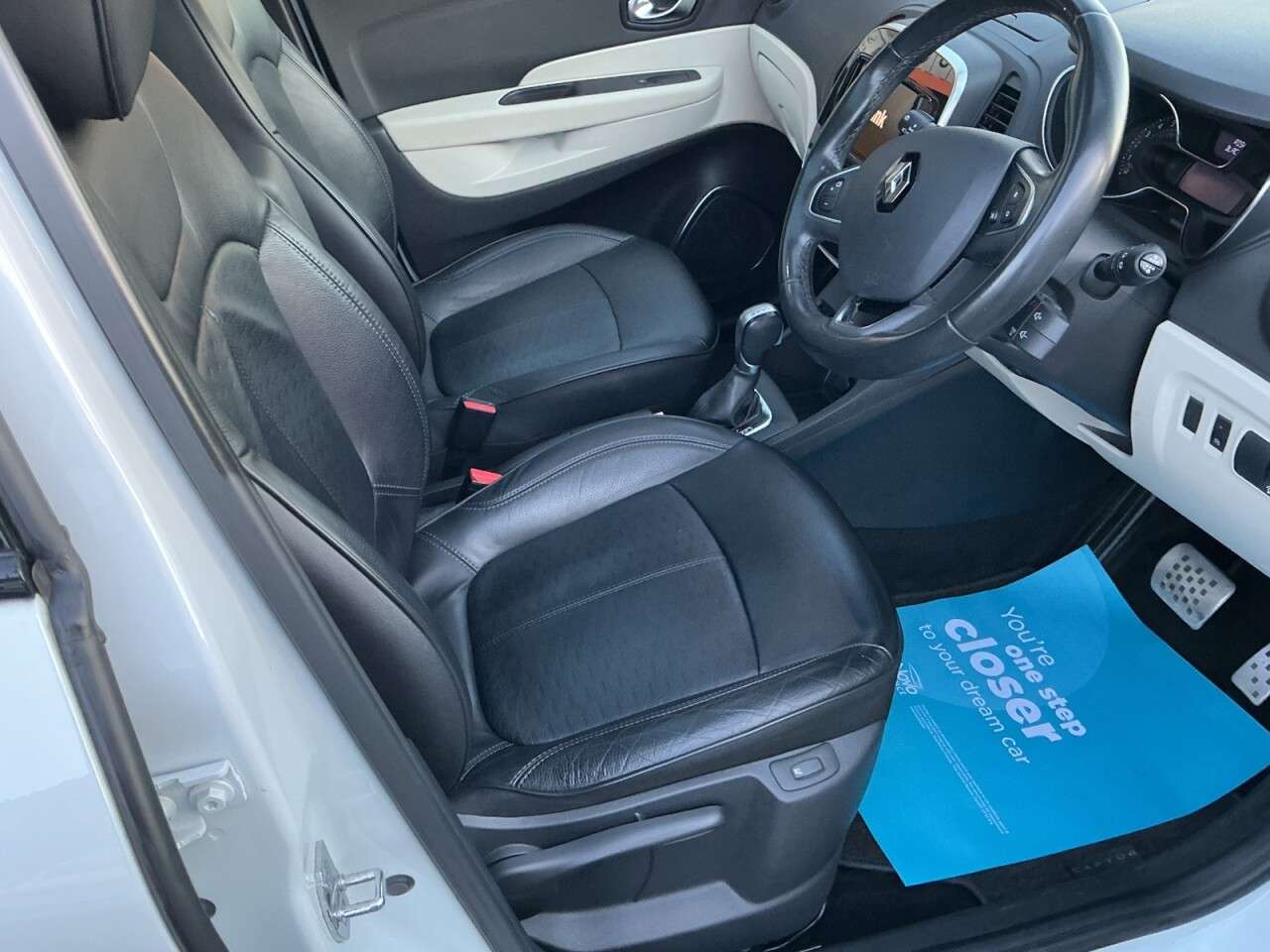 2017 RENAULT CAPTUR 2017 RENAULT CAPTUR