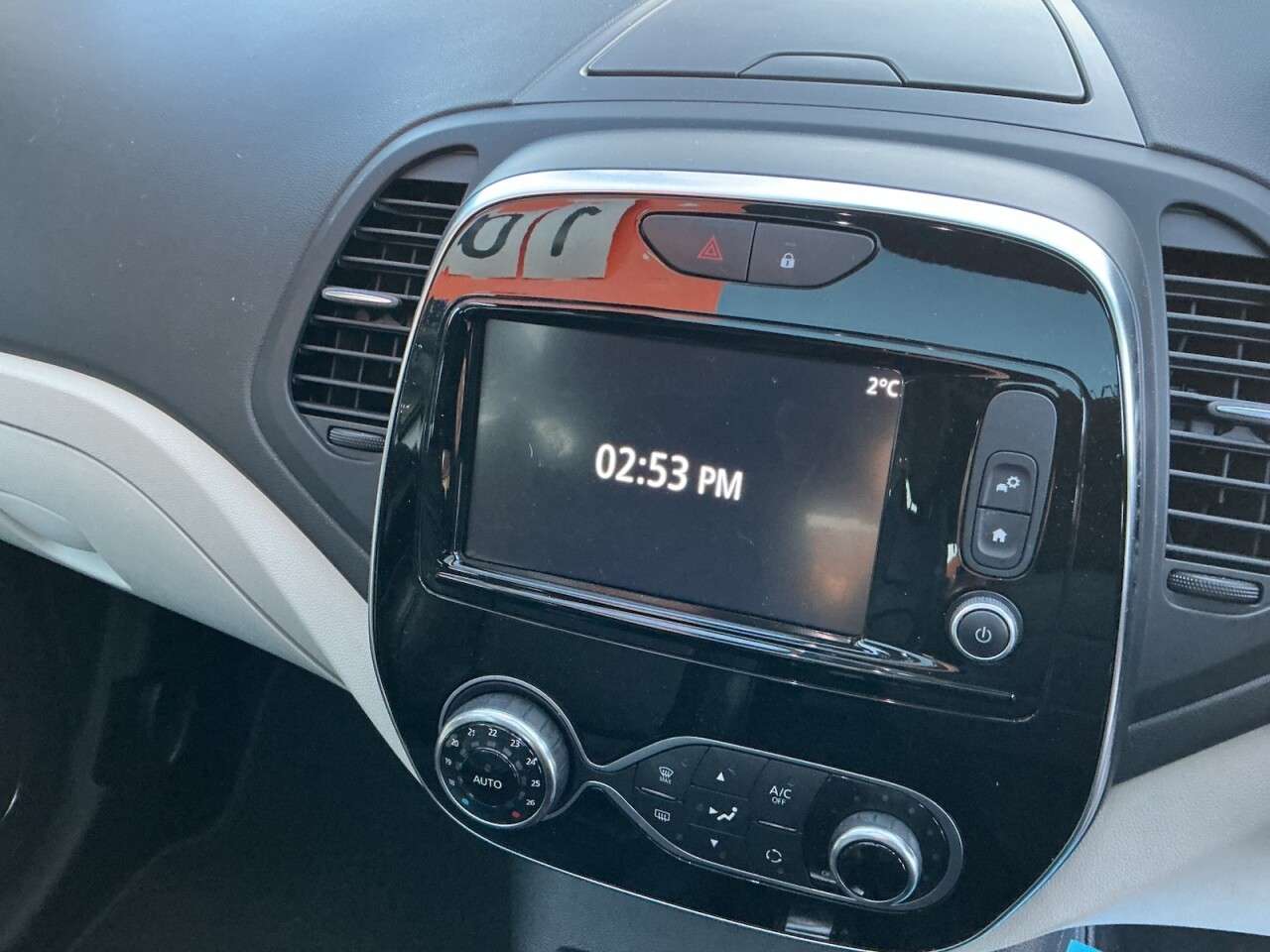 2017 RENAULT CAPTUR 2017 RENAULT CAPTUR