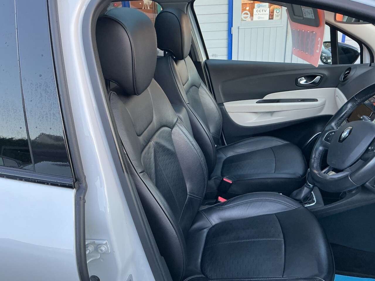 2017 RENAULT CAPTUR 2017 RENAULT CAPTUR