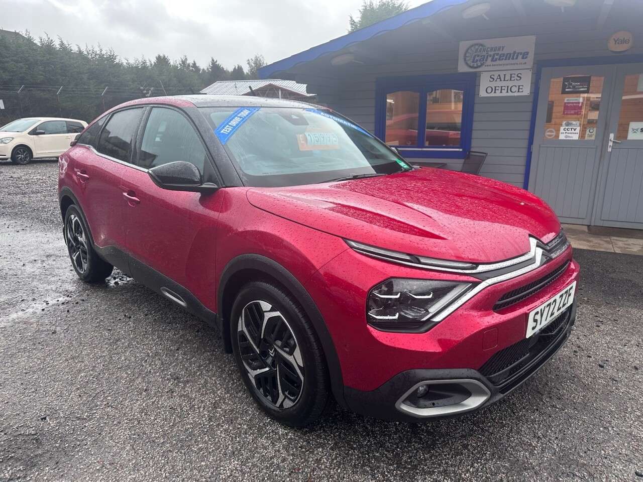 A 2023 CITROEN C4 1.5 BlueHDi Shine Plus Hatchback 5dr Diesel EAT8 Euro 6 (s/s) (130 ps) Low A 2023 CITROEN C4 1.5 BlueHDi Shine Plus Hatchback 5dr Diesel EAT8 Euro 6 (s/s) (130 ps) Low