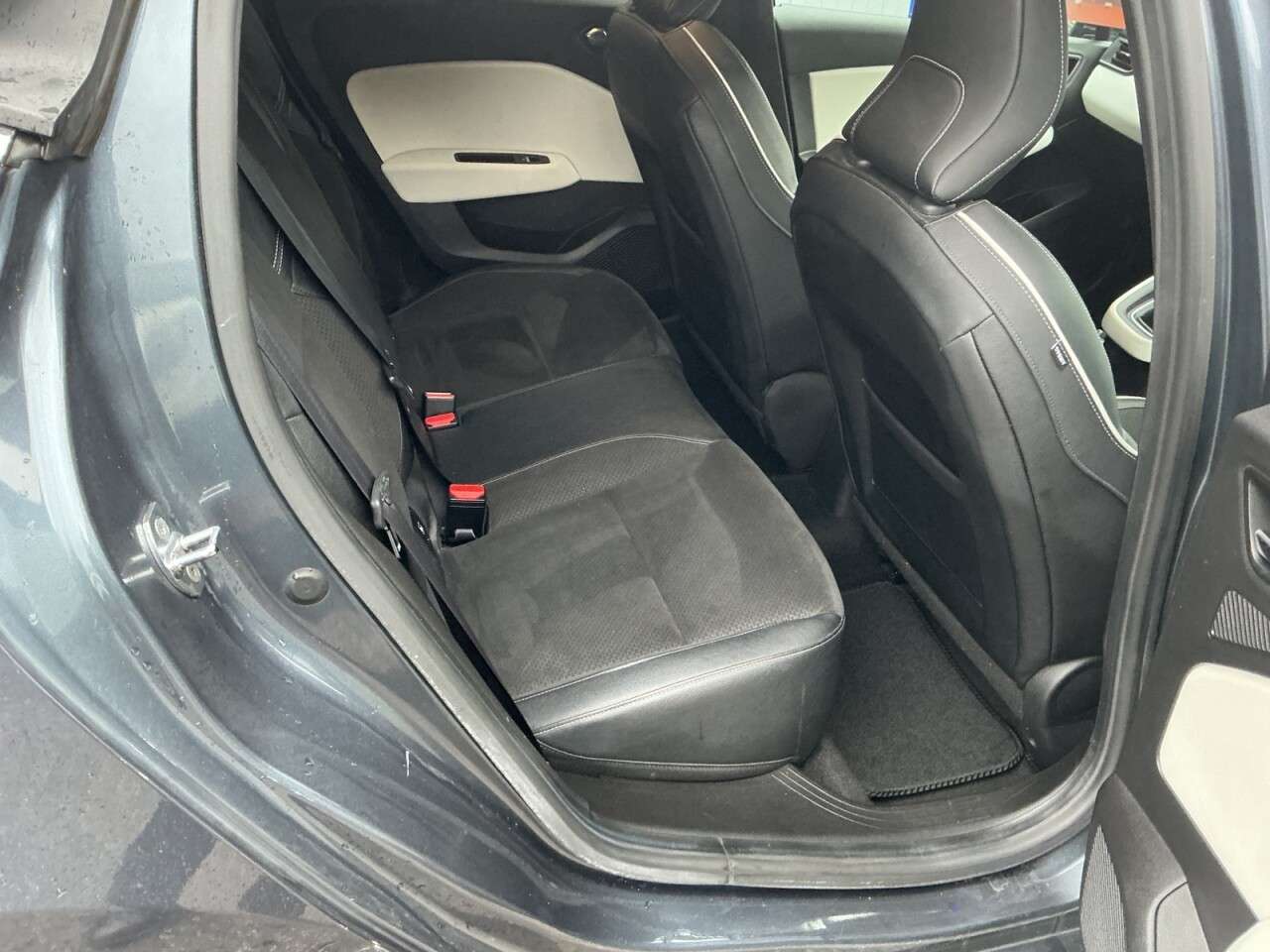 2021 RENAULT CLIO 2021 RENAULT CLIO