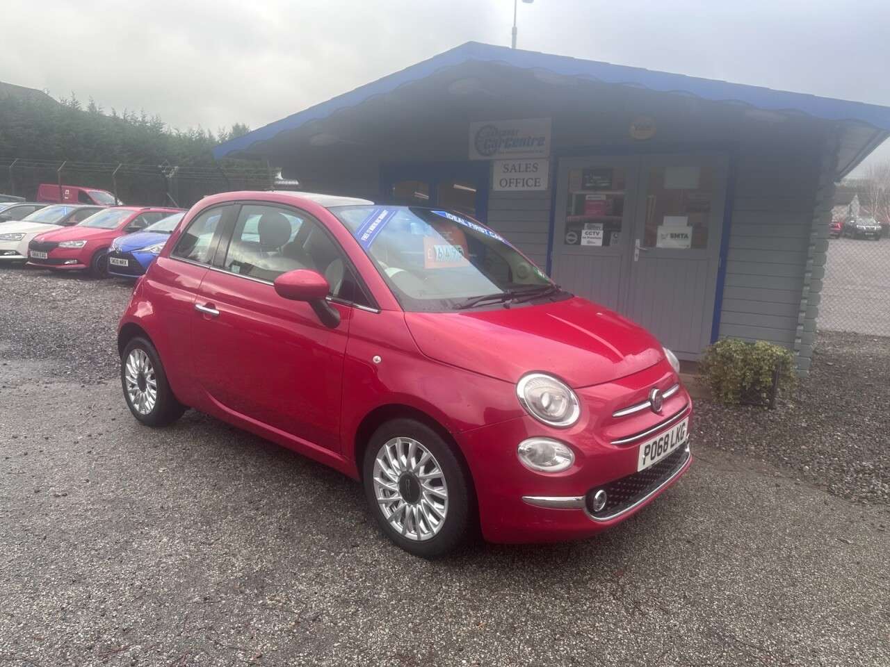 A 2018 FIAT 500 1.2 Lounge Hatchback 3dr Petrol Manual Euro 6 (s/s) (69 bhp) Ideal first ca A 2018 FIAT 500 1.2 Lounge Hatchback 3dr Petrol Manual Euro 6 (s/s) (69 bhp) Ideal first ca