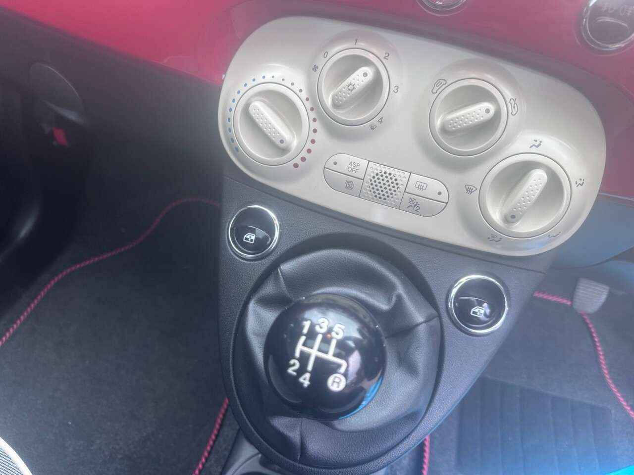 2018 FIAT 500 2018 FIAT 500