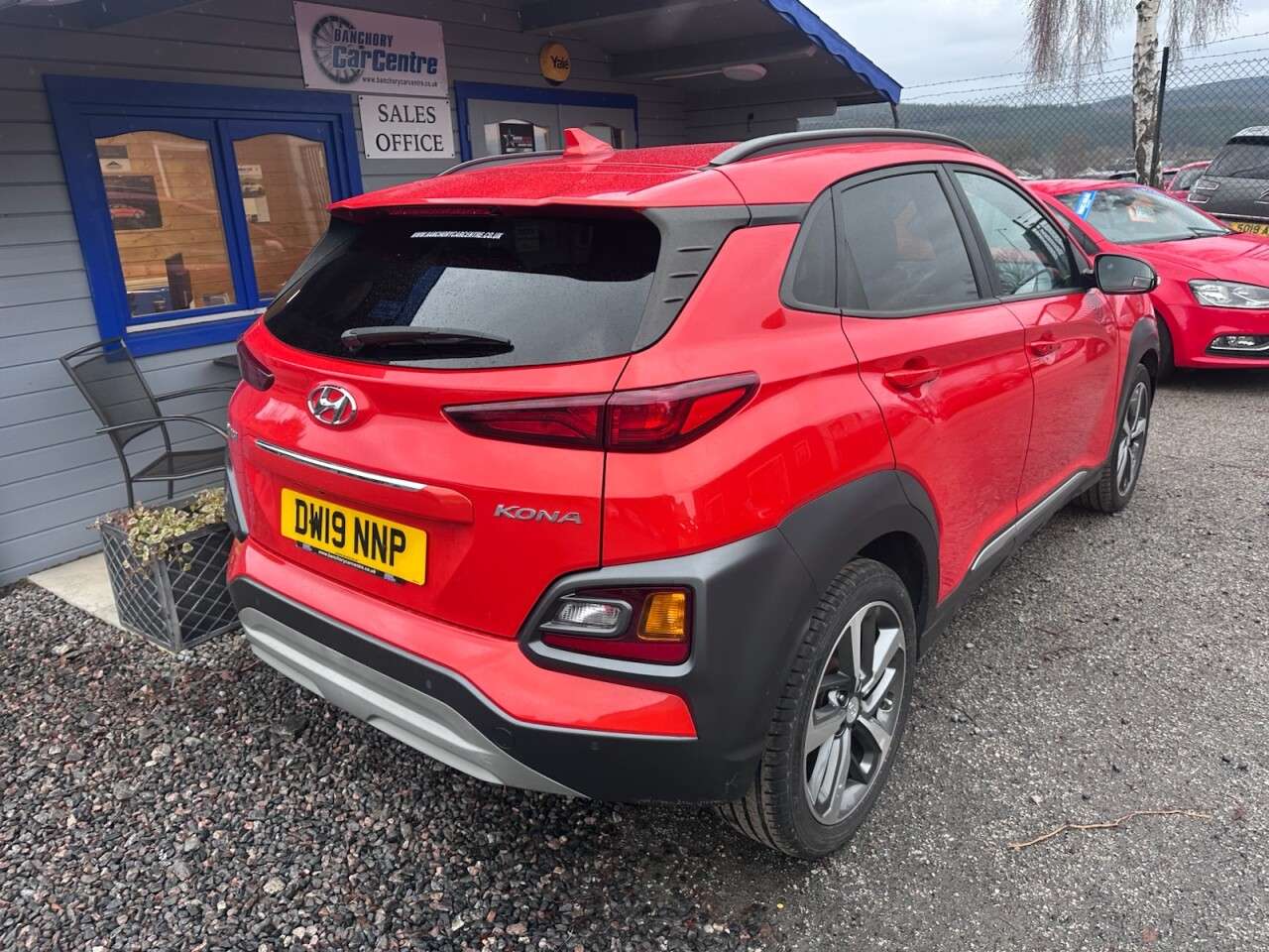 A 2019 HYUNDAI KONA 1.0 T-GDi Premium SUV 5dr Petrol Manual Euro 6 (s/s) (120 ps) Great MPG A 2019 HYUNDAI KONA 1.0 T-GDi Premium SUV 5dr Petrol Manual Euro 6 (s/s) (120 ps) Great MPG