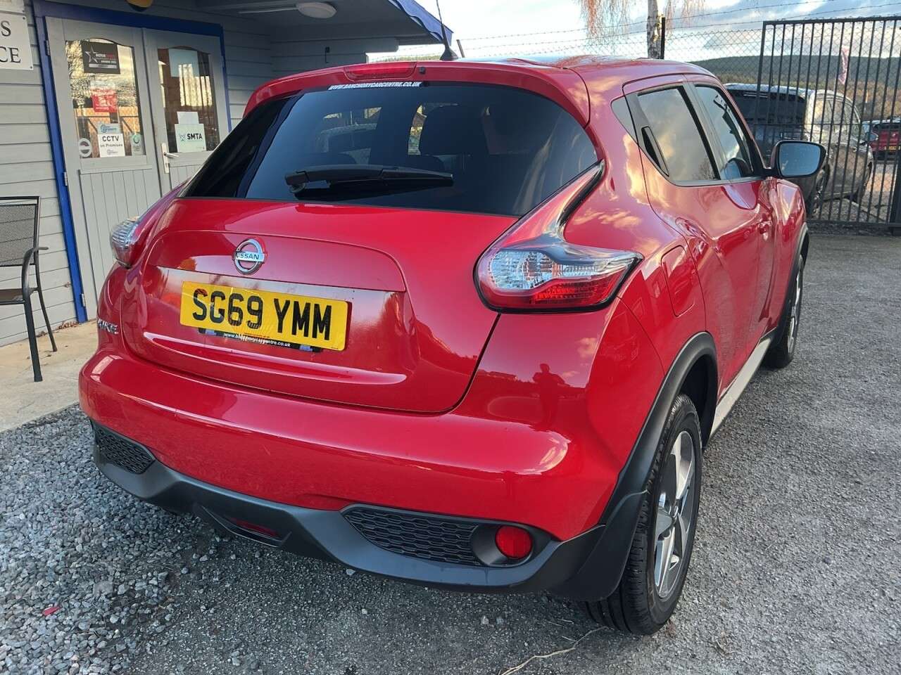 A 2019 NISSAN JUKE 1.6 Acenta SUV 5dr Petrol Manual Euro 6 (112 ps) Low Mileage A 2019 NISSAN JUKE 1.6 Acenta SUV 5dr Petrol Manual Euro 6 (112 ps) Low Mileage