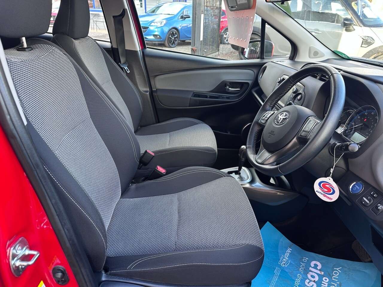 2015 TOYOTA YARIS 2015 TOYOTA YARIS