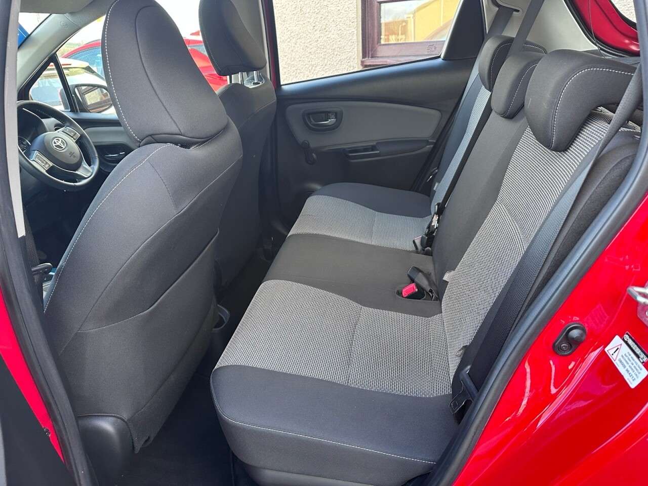 2015 TOYOTA YARIS 2015 TOYOTA YARIS