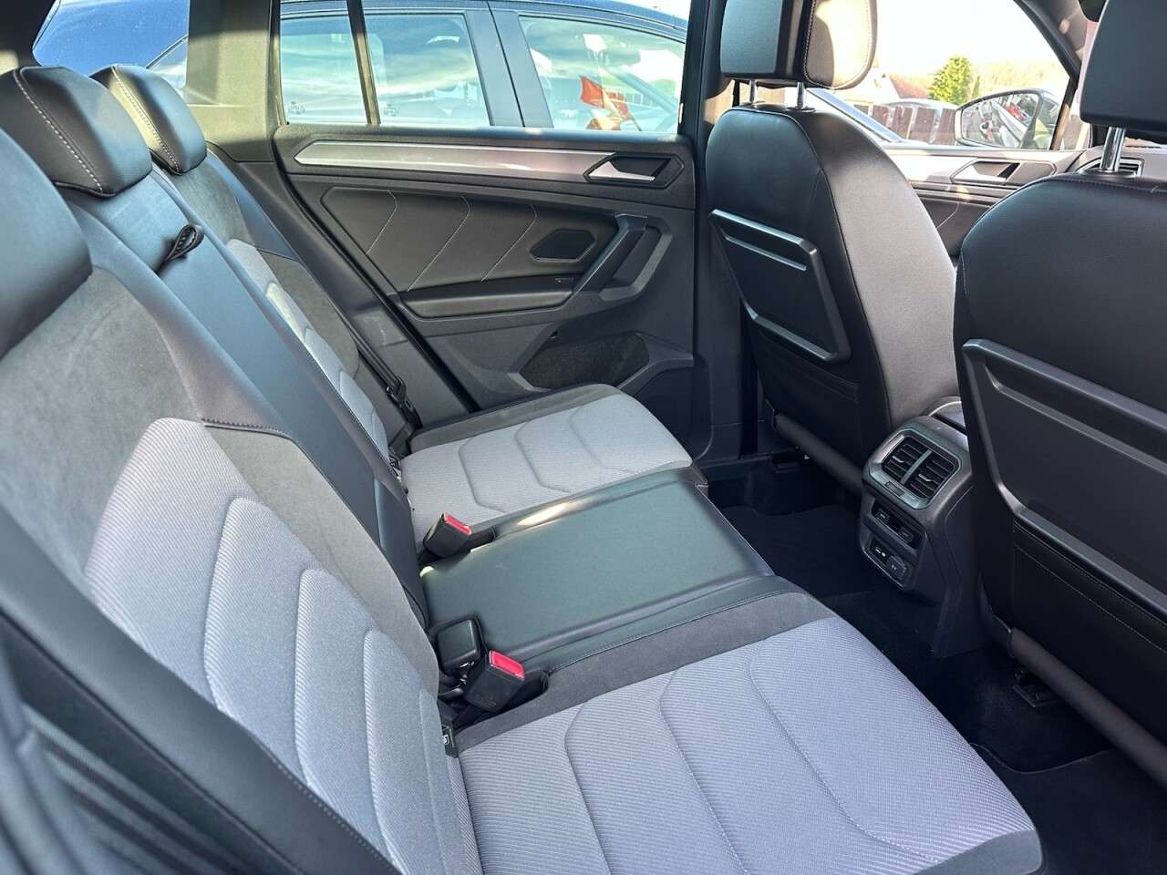 2019 VOLKSWAGEN TIGUAN 2019 VOLKSWAGEN TIGUAN