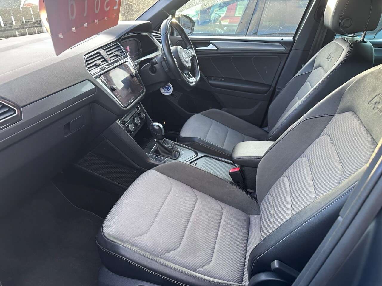 2019 VOLKSWAGEN TIGUAN 2019 VOLKSWAGEN TIGUAN