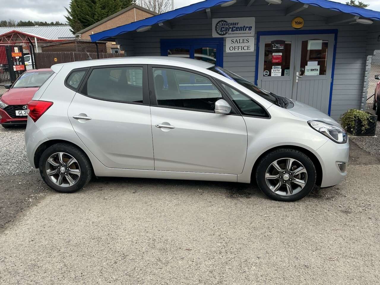 A 2019 HYUNDAI IX20 1.6 SE Nav Hatchback 5dr Petrol Manual Euro 6 (125 ps) Very Low Mileage A 2019 HYUNDAI IX20 1.6 SE Nav Hatchback 5dr Petrol Manual Euro 6 (125 ps) Very Low Mileage