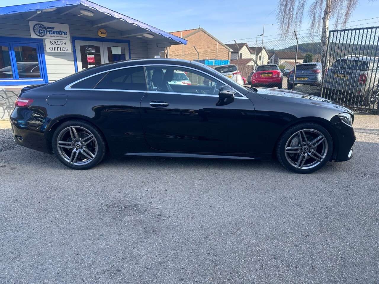 A 2017 MERCEDES-BENZ E-CLASS 2.0 E220d AMG Line (Premium Plus) Coupe 2dr Diesel G-Tronic+ Euro 6 (s/s) ( A 2017 MERCEDES-BENZ E-CLASS 2.0 E220d AMG Line (Premium Plus) Coupe 2dr Diesel G-Tronic+ Euro 6 (s/s) (