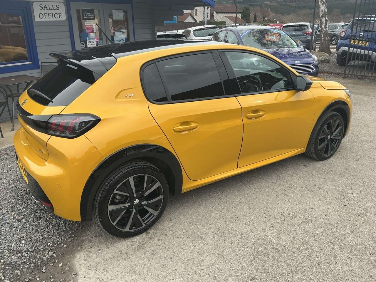 2023 PEUGEOT 208 2023 PEUGEOT 208