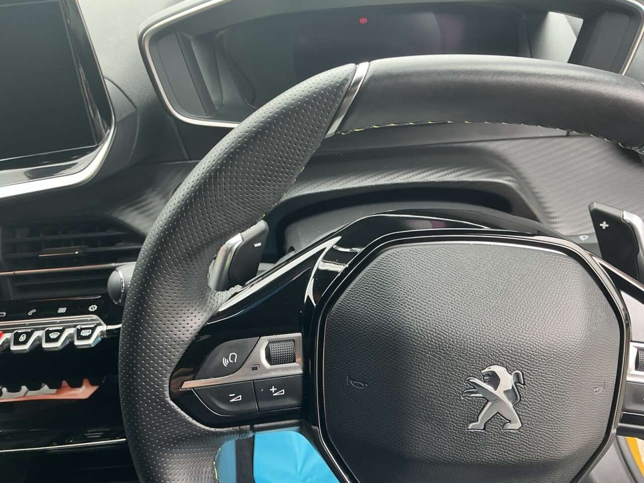 2023 PEUGEOT 208 2023 PEUGEOT 208