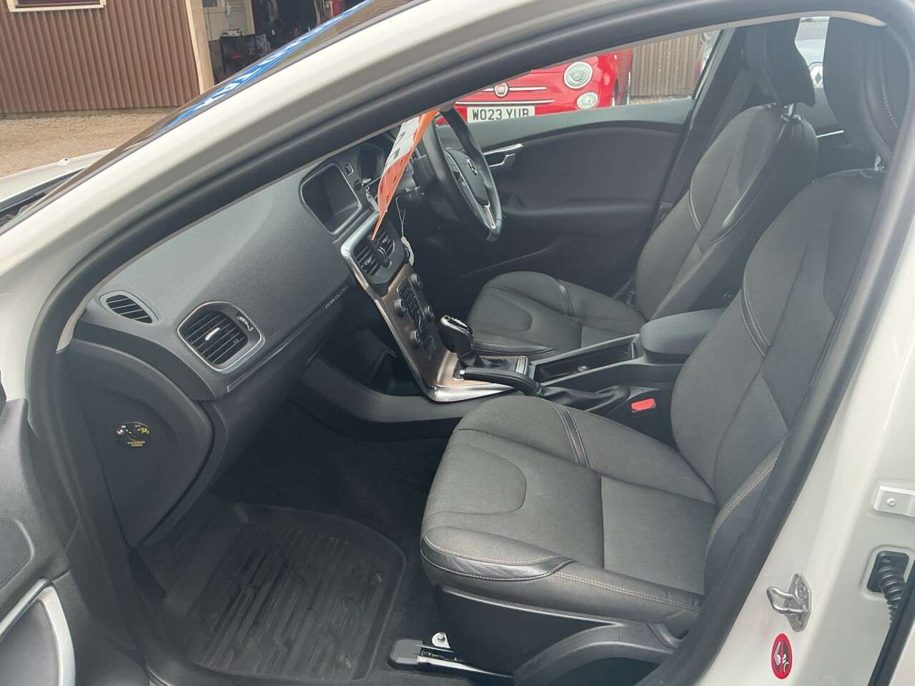 2016 VOLVO V40 CROSS COUNTRY 2016 VOLVO V40 CROSS COUNTRY