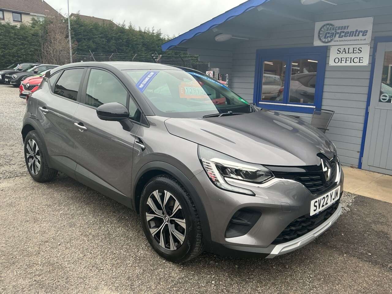 A 2022 RENAULT CAPTUR 1.0 TCe Limited SUV 5dr Petrol Manual Euro 6 (s/s) (90 ps) One owner from n A 2022 RENAULT CAPTUR 1.0 TCe Limited SUV 5dr Petrol Manual Euro 6 (s/s) (90 ps) One owner from n