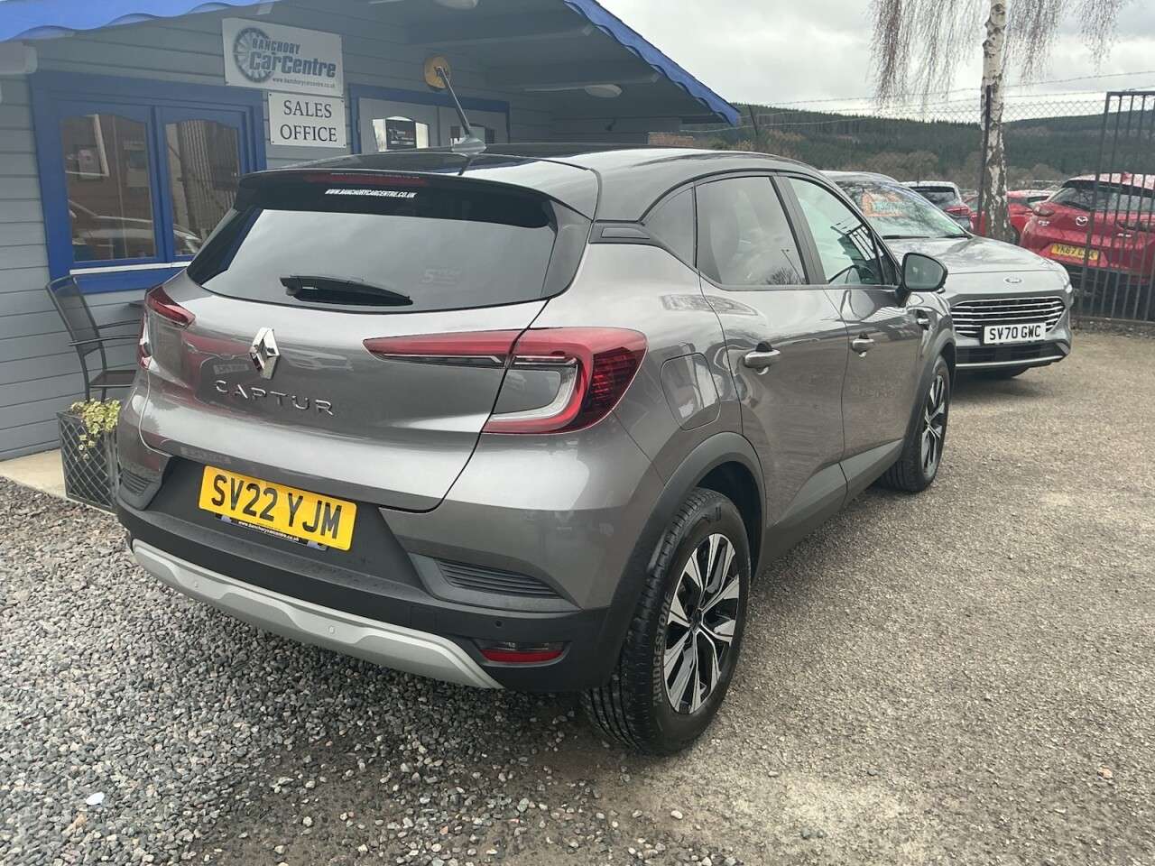 A 2022 RENAULT CAPTUR 1.0 TCe Limited SUV 5dr Petrol Manual Euro 6 (s/s) (90 ps) One owner from n A 2022 RENAULT CAPTUR 1.0 TCe Limited SUV 5dr Petrol Manual Euro 6 (s/s) (90 ps) One owner from n