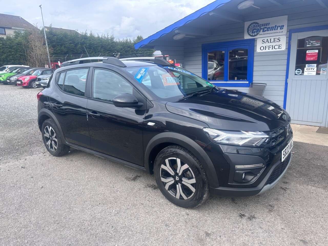 A 2022 DACIA SANDERO STEPWAY 1.0 TCe Prestige Hatchback 5dr Petrol Manual Euro 6 (s/s) (90 ps) Great con A 2022 DACIA SANDERO STEPWAY 1.0 TCe Prestige Hatchback 5dr Petrol Manual Euro 6 (s/s) (90 ps) Great con