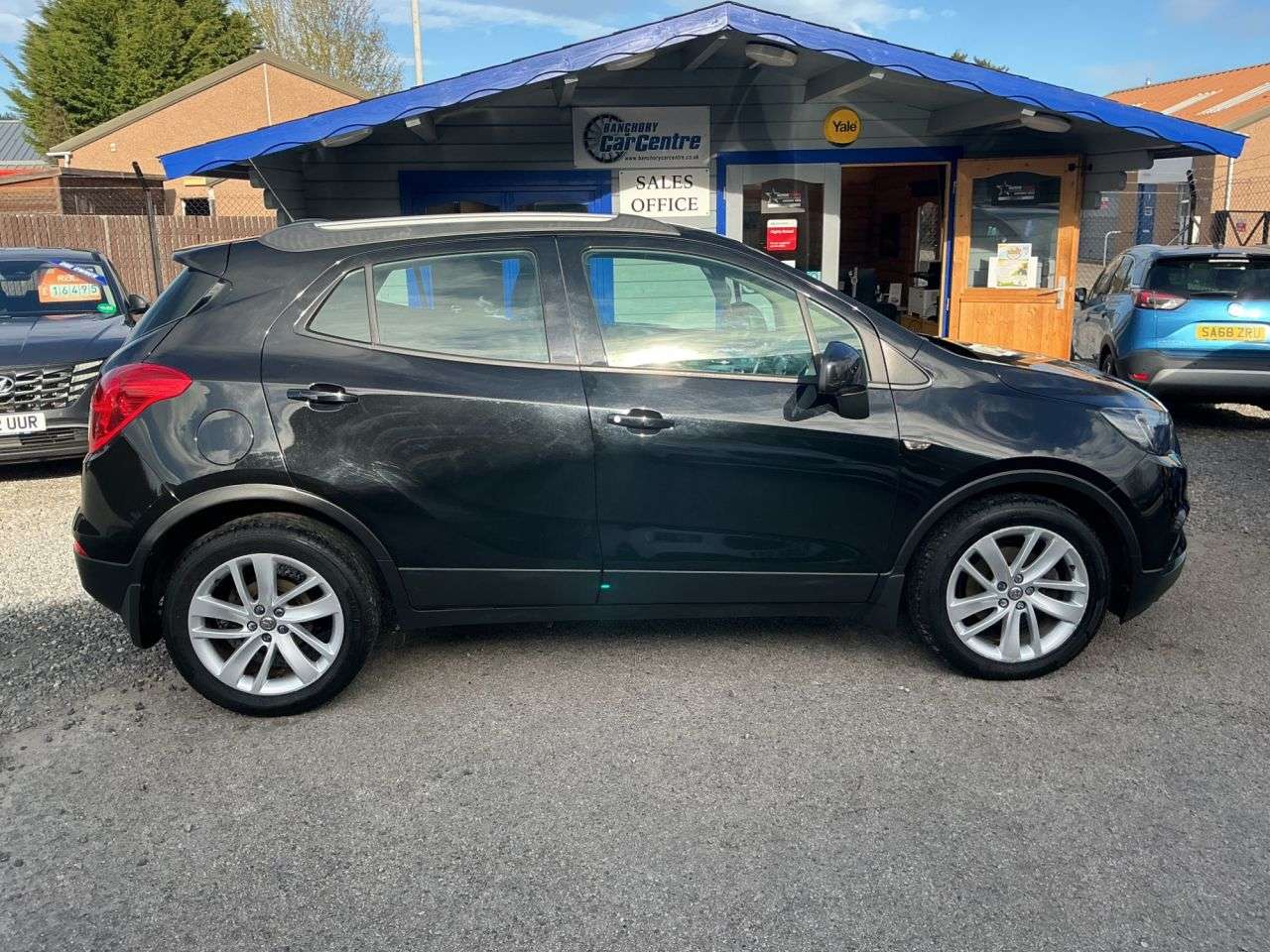 A 2017 VAUXHALL MOKKA X 1.6i Active SUV 5dr Petrol Manual Euro 6 (s/s) (115 ps) Great Value A 2017 VAUXHALL MOKKA X 1.6i Active SUV 5dr Petrol Manual Euro 6 (s/s) (115 ps) Great Value