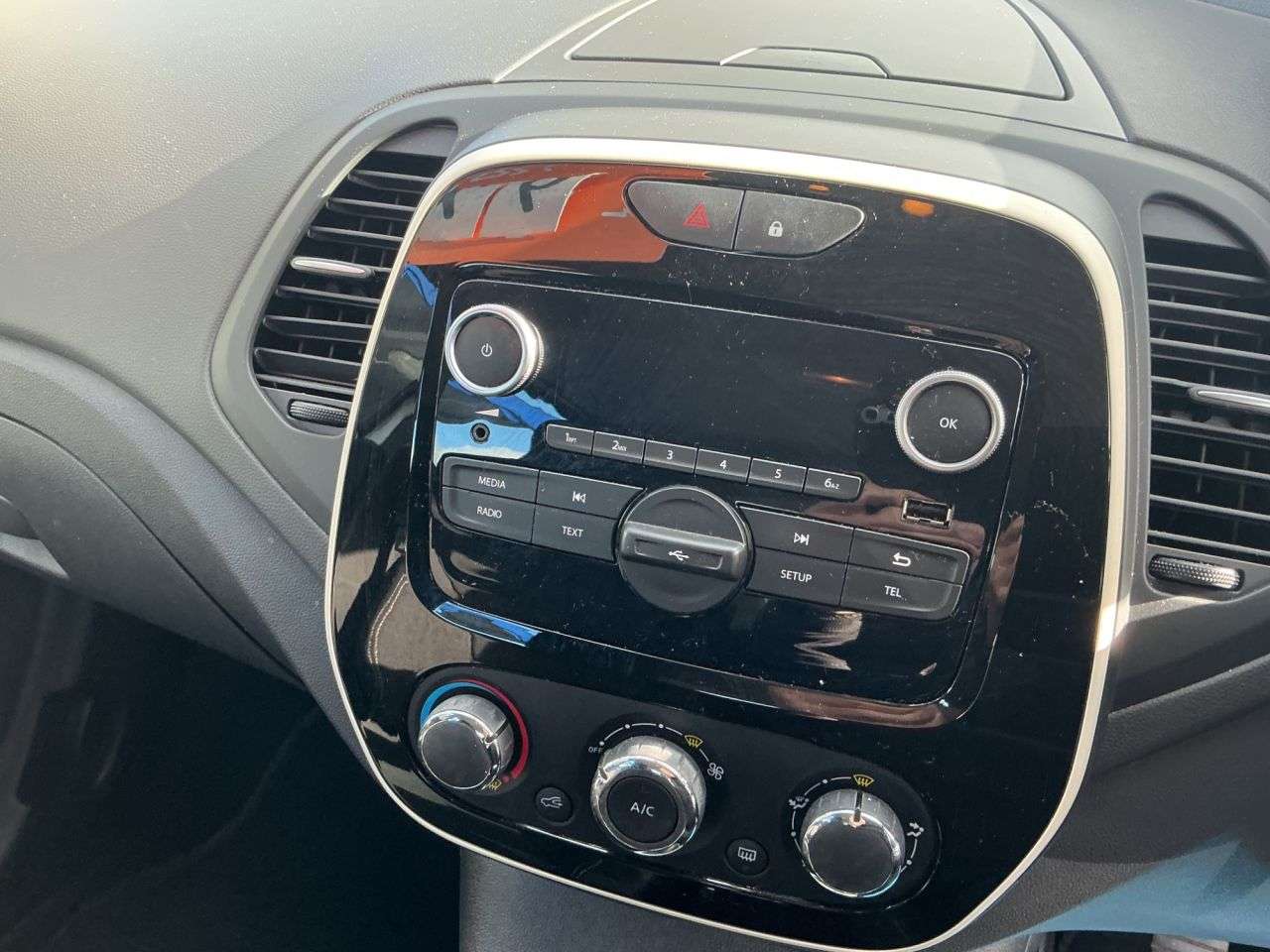 2019 RENAULT CAPTUR 2019 RENAULT CAPTUR