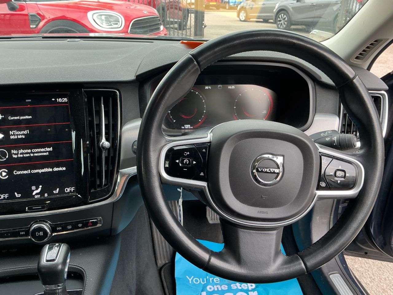 2018 VOLVO V90 2018 VOLVO V90